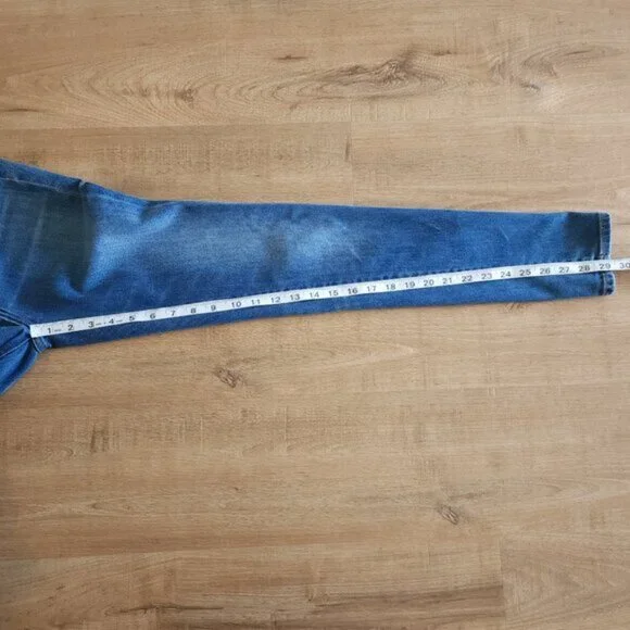 Aritzia Denim Forum Lola High Rise Skinny Jeans - Picture 6 of 6